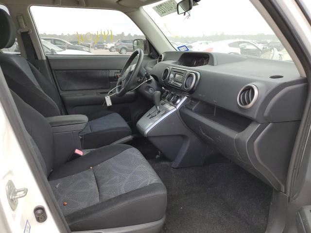Photo 5 from auction – 2011 TOYOTA SCION XB with VIN JTLZE4FE7B1119569