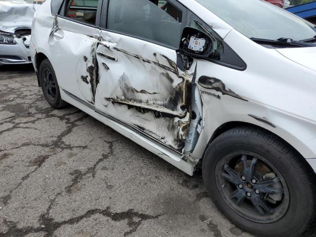 Photo 9 from auction – 2013 TOYOTA PRIUS with VIN JTDKN3DU9D5689523