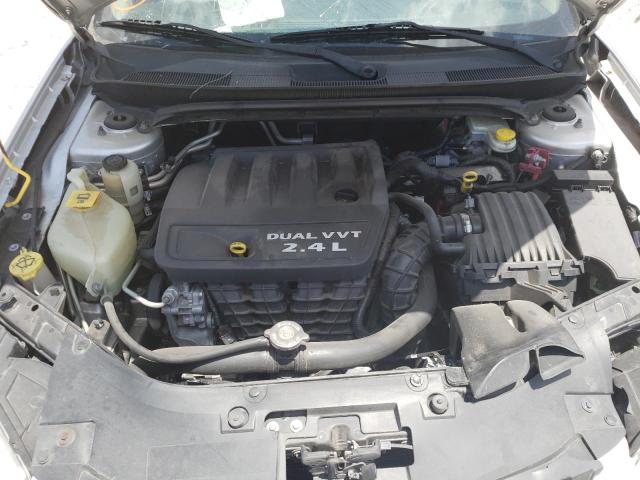 Photo 7 from auction – 2011 CHRYSLER 200 LX with VIN 1C3BC4FB4BN522396