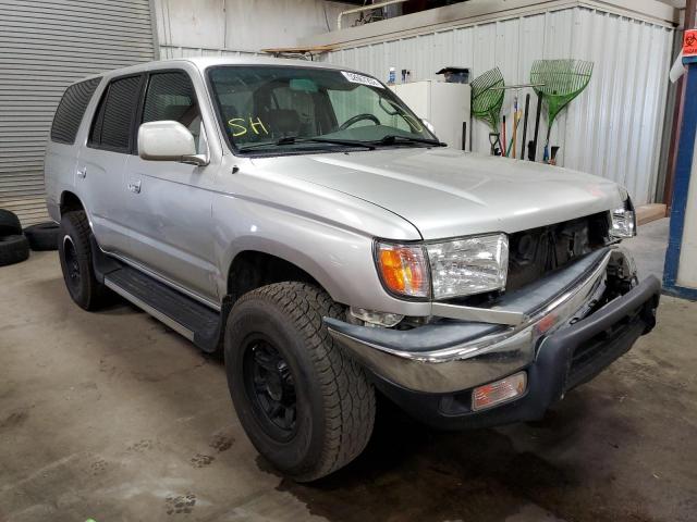 TOYOTA 4RUNNER SR 2002 with VIN JT3GN86R220246205 - Photo from auction