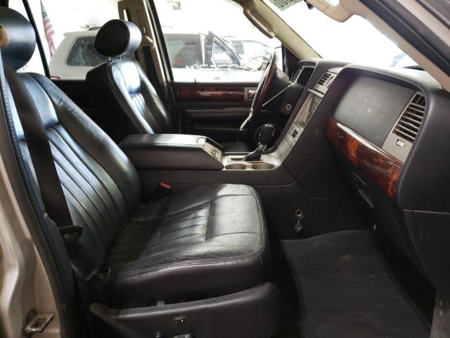 Photo 5 from auction – 2003 LINCOLN NAVIGATOR with VIN 5LMFU28R33LJ47048
