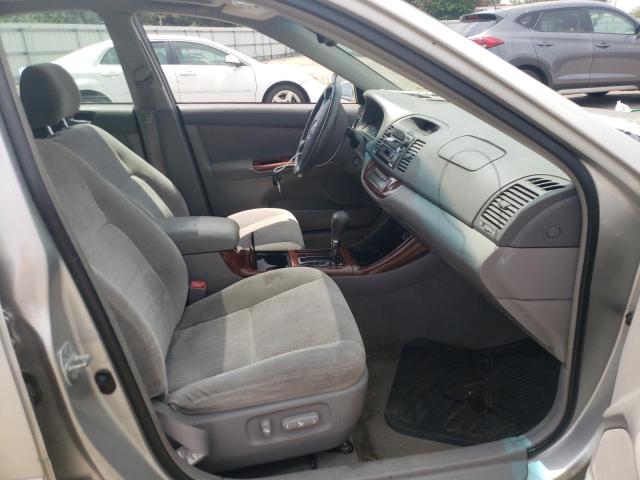 Photo 5 from auction – 2004 TOYOTA CAMRY with VIN 4T1BF32K04U570243