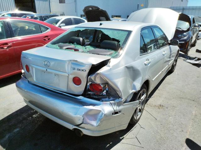 Photo 4 from auction – 2002 LEXUS IS 300 with VIN JTHBD192220046678