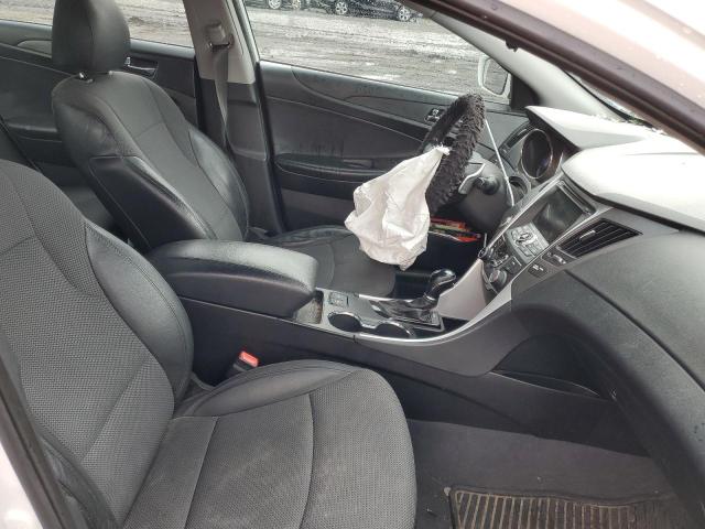 Photo 5 from auction – 2013 HYUNDAI SONATA SE with VIN 5NPEC4AC9DH690952