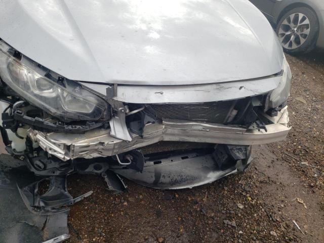 Photo 9 from auction – 2018 HONDA CIVIC EX with VIN 19XFC2F73JE017143