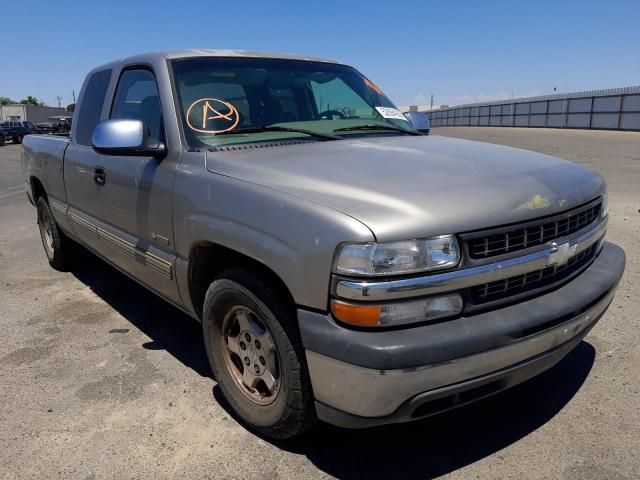 CHEVROLET SILVERADO 2000 with VIN 1GCEC19TXYZ283014 - Photo from auction