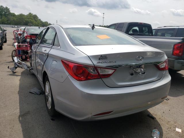 Photo 3 from auction – 2013 HYUNDAI SONATA GLS with VIN 5NPEB4AC8DH615274