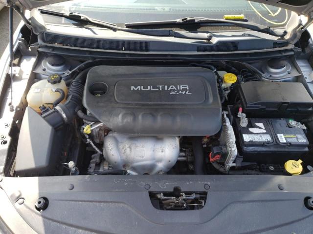 Photo 7 from auction – 2015 CHRYSLER 200 S with VIN 1C3CCCBB4FN758878