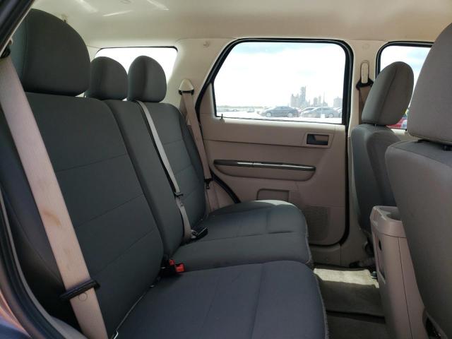 Photo 6 from auction – 2011 FORD ESCAPE XLS with VIN 1FMCU0C74BKB03189
