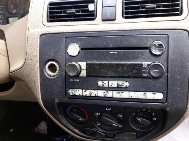 Photo 9 from auction – 2005 FORD FOCUS ZX4 with VIN 1FAFP34N85W226911