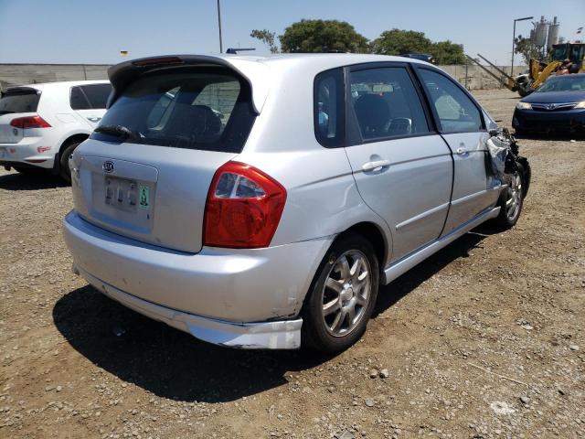 Photo 4 from auction – 2006 KIA SPECTRA5 with VIN KNAFE162165307423