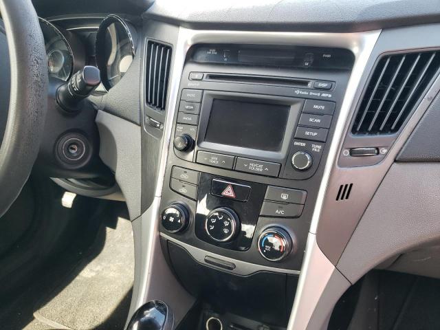 Photo 9 from auction – 2014 HYUNDAI SONATA GLS with VIN 5NPEB4AC0EH857977