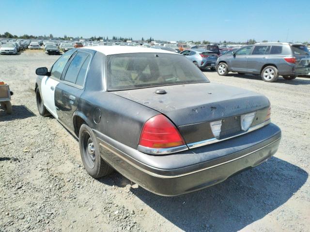 Photo 3 from auction – 2000 FORD CROWN VICT with VIN 2FAFP71W9YX152492