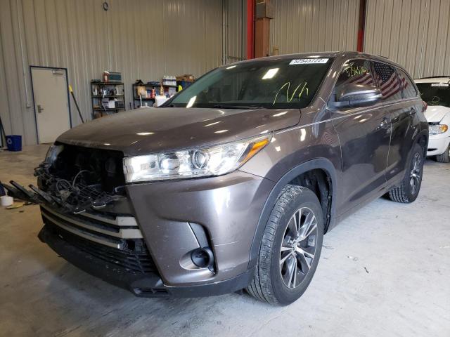 Photo 2 from auction – 2018 TOYOTA HIGHLANDER with VIN 5TDZARFH4JS034981