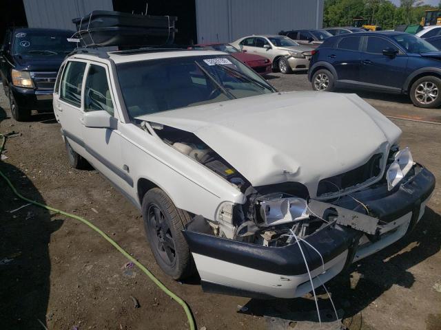 VOLVO V70 XC 2000 with VIN YV1LZ56D0Y2705191 - Photo from auction