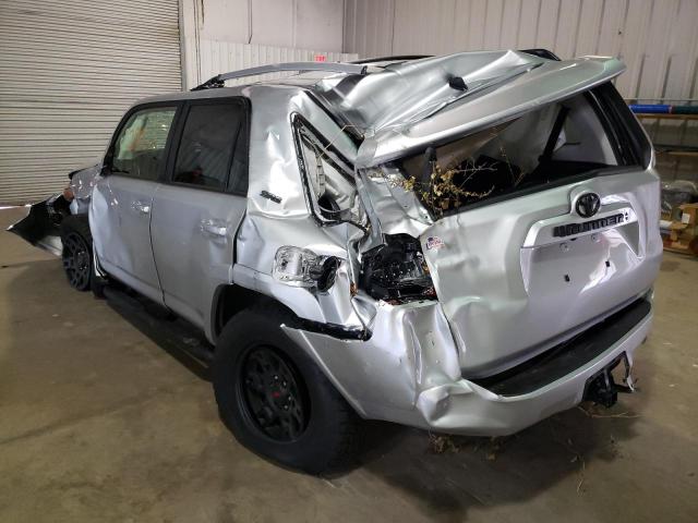 Photo 3 from auction – 2022 TOYOTA 4RUNNER SR with VIN JTEFU5JRXN5271906