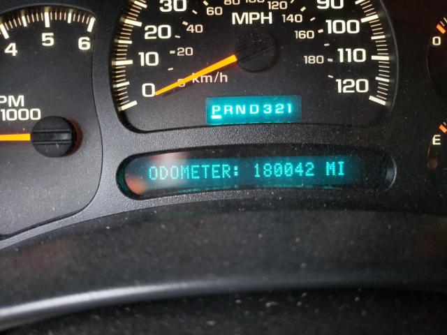 Photo 8 from auction – 2005 CHEVROLET SILVERADO with VIN 1GCEC19T85Z174319