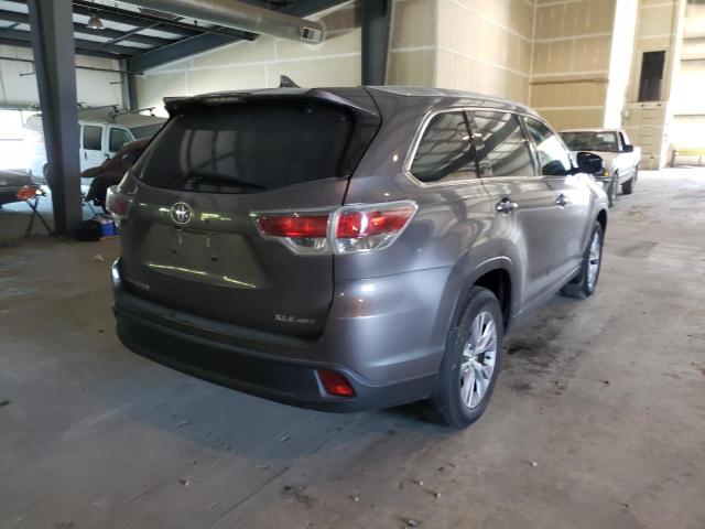 Photo 4 from auction – 2015 TOYOTA HIGHLANDER with VIN 5TDJKRFH9FS181766
