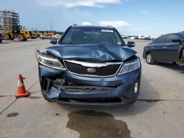 Photo 9 from auction – 2015 KIA SORENTO LX with VIN 5XYKT4A69FG586520