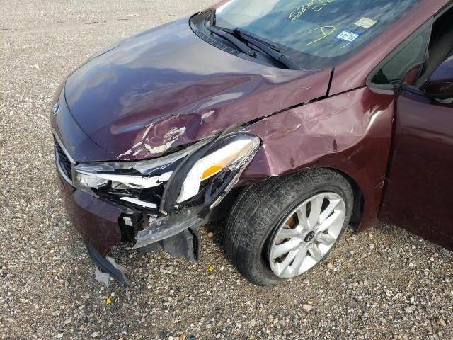 Photo 9 from auction – 2017 KIA FORTE LX with VIN 3KPFL4A77HE017515