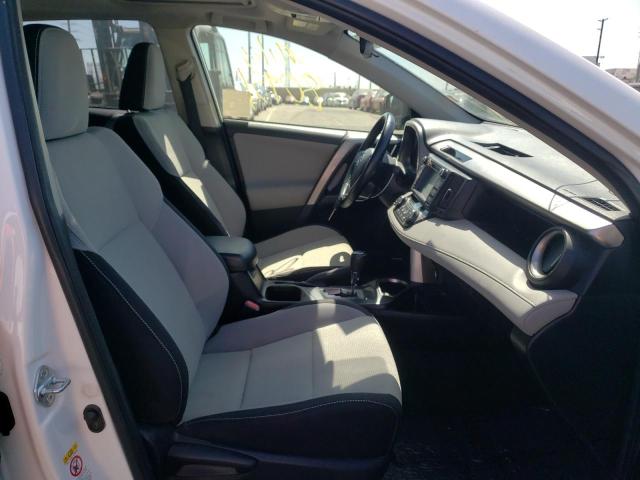 Photo 5 from auction – 2017 TOYOTA RAV4 XLE with VIN JTMWFREV0HD095181