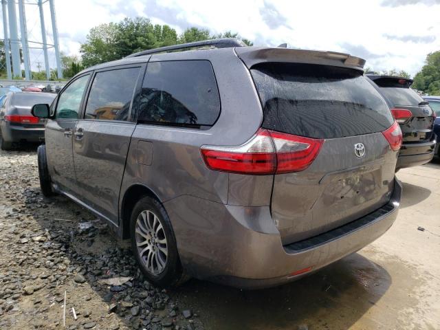 Photo 3 from auction – 2020 TOYOTA SIENNA XLE with VIN 5TDYZ3DC1LS034206