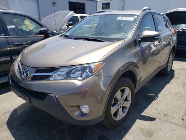 Photo 2 from auction – 2015 TOYOTA RAV4 XLE with VIN JTMWFREV2FD068741