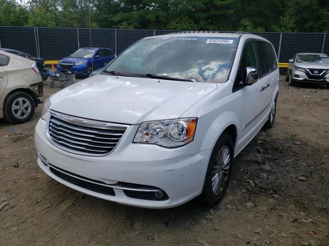 Photo 2 from auction – 2016 CHRYSLER TOWN & COU with VIN 2C4RC1CG6GR175494