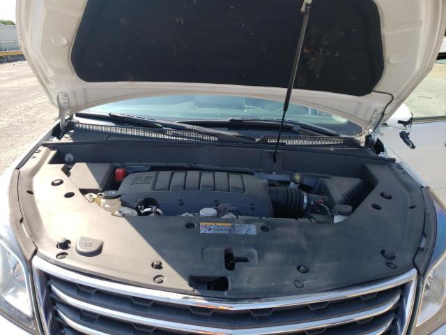 Photo 7 from auction – 2017 CHEVROLET TRAVERSE L with VIN 1GNKRGKD5HJ111874