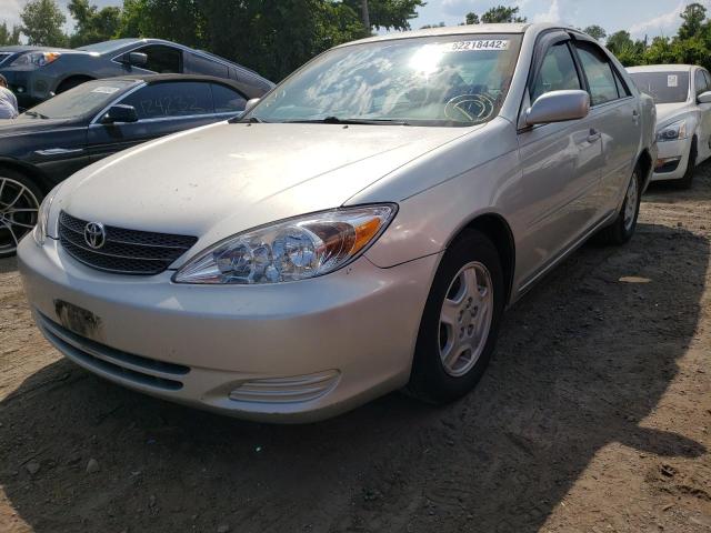 Photo 2 from auction – 2002 TOYOTA CAMRY LE with VIN 4T1BF30K02U525335