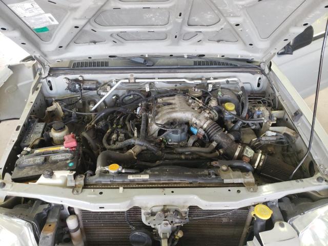 Photo 7 from auction – 2004 NISSAN FRONTIER K with VIN 1N6ED26Y74C405843