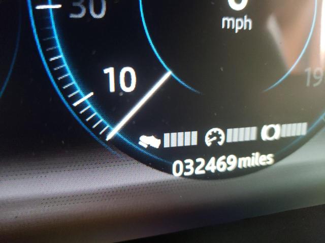 Photo 8 from auction – 2018 JAGUAR XF PORTFOL with VIN SAJBH4EV7JCY53381