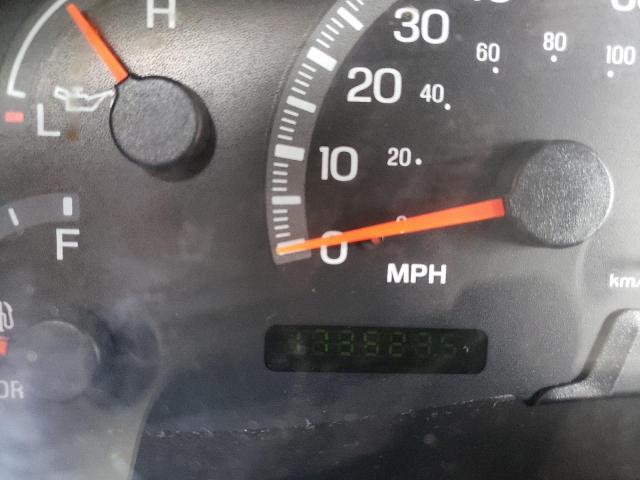 Photo 8 from auction – 2000 FORD EXPEDITION with VIN 1FMRU1665YLA44417