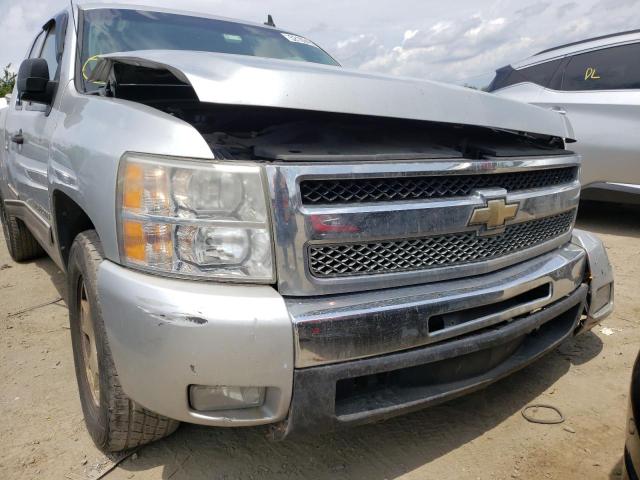 Photo 9 from auction – 2011 CHEVROLET SILVERADO with VIN 1GCRCSE03BZ363443