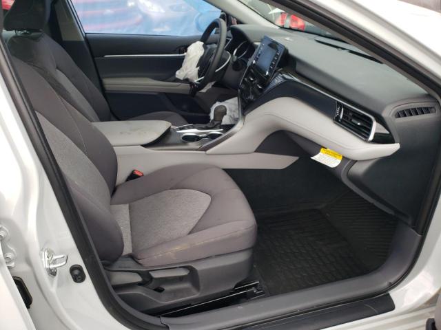 Photo 5 from auction – 2022 TOYOTA CAMRY LE with VIN 4T1C31AK7NU038671