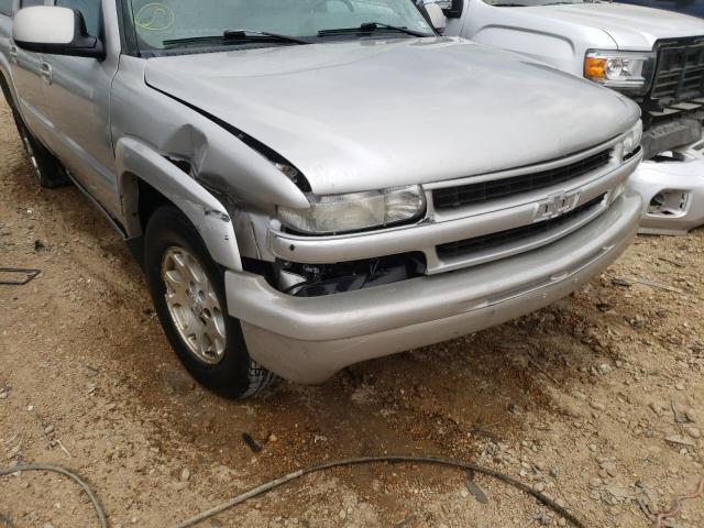 Photo 9 from auction – 2004 CHEVROLET SUBURBAN K with VIN 3GNFK16TX4G195383