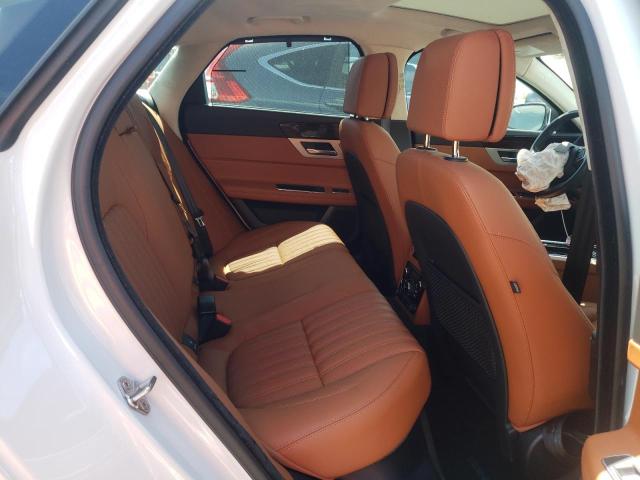 Photo 6 from auction – 2018 JAGUAR XF PORTFOL with VIN SAJBH4EV7JCY53381