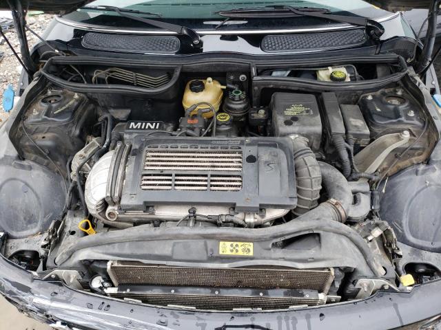 Photo 7 from auction – 2005 MINI COOPER S with VIN WMWRE33465TG95485