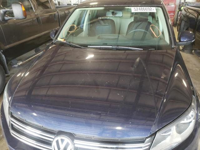 Photo 9 from auction – 2012 VOLKSWAGEN TIGUAN with VIN WVGAV7AX3CW564362