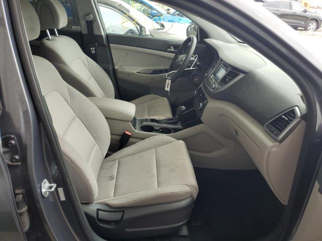 Photo 5 from auction – 2018 HYUNDAI TUCSON SE with VIN KM8J2CA42JU653016