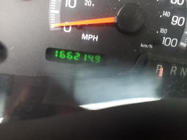 Photo 8 from auction – 2003 FORD F150 with VIN 1FTRX08L03KD53753