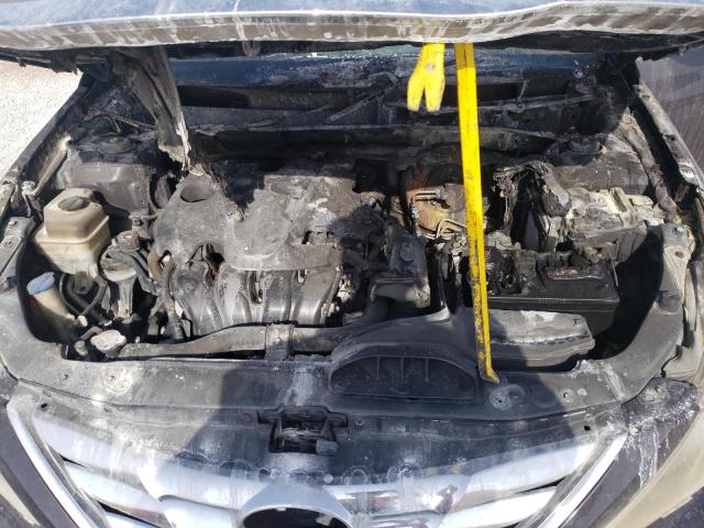 Photo 7 from auction – 2011 HYUNDAI SONATA SE with VIN 5NPEC4AC1BH098720
