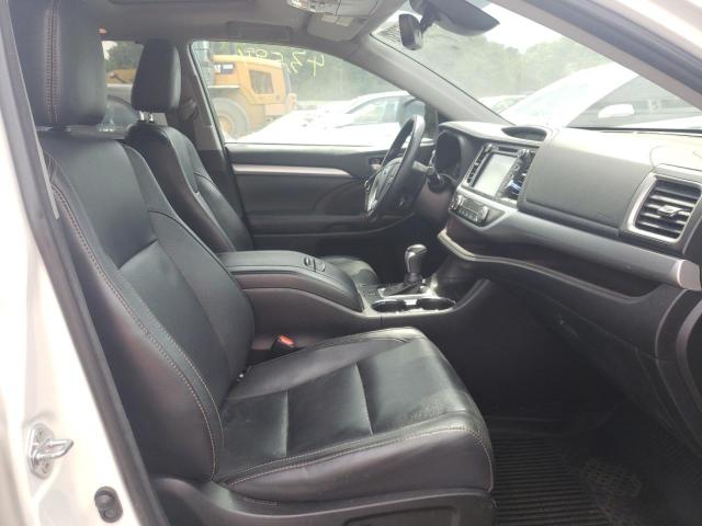 Zdjęcie 5 z aukcji – 2018 TOYOTA HIGHLANDER z VIN 5TDJZRFH7JS893990