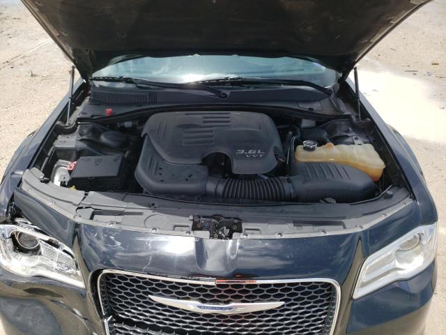 Photo 7 from auction – 2016 CHRYSLER 300C with VIN 2C3CCAEG3GH273234