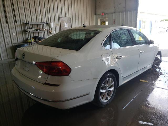 Photo 4 from auction – 2016 VOLKSWAGEN PASSAT S with VIN 1VWAT7A35GC017363