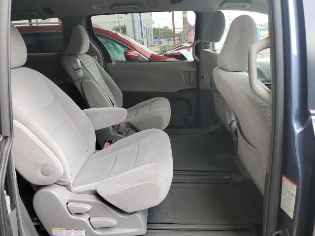 Photo 6 from auction – 2015 TOYOTA SIENNA LE with VIN 5TDKK3DC9FS593548