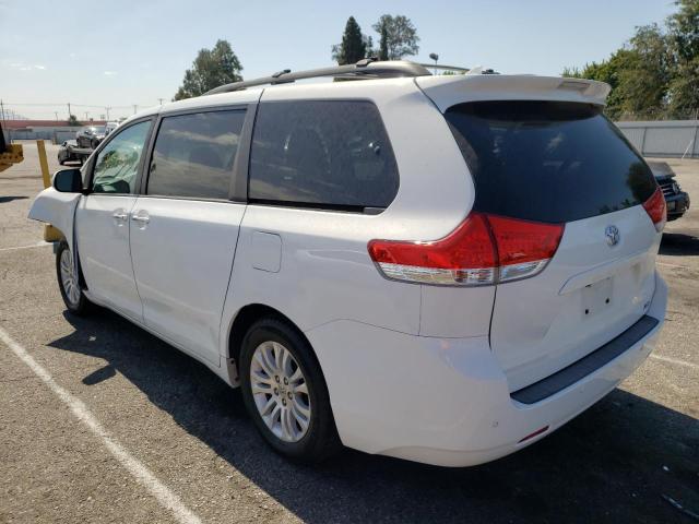 Photo 3 from auction – 2011 TOYOTA SIENNA XLE with VIN 5TDYK3DC6BS143733