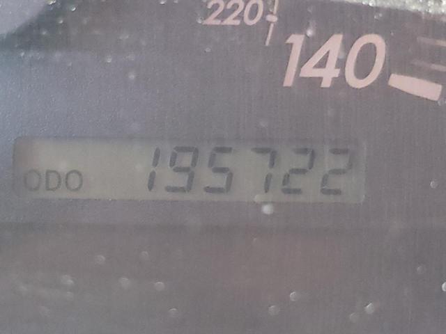Photo 8 from auction – 2005 TOYOTA CAMRY LE with VIN 4T1BE32K95U388562