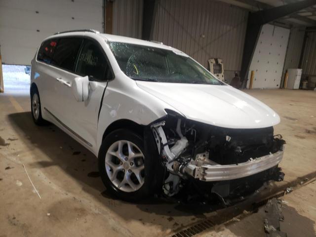 CHRYSLER PACIFICA T 2018 with VIN 2C4RC1BG4JR247267 - Photo from auction