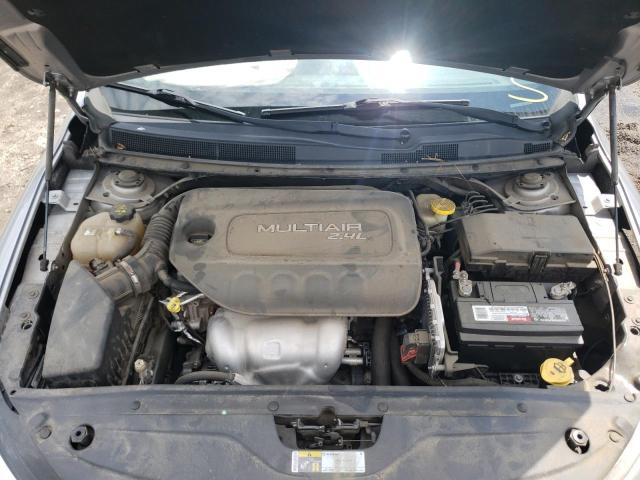 Photo 7 from auction – 2015 CHRYSLER 200 LIMITE with VIN 1C3CCCAB4FN563252